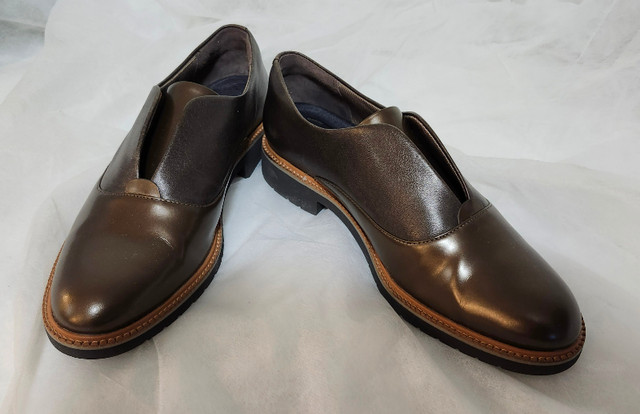 Brand New Rockport Leather Brown Shoes in Women's - Shoes in Richmond