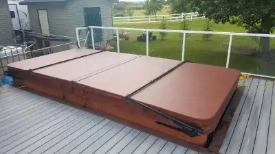 Hot tub cover
