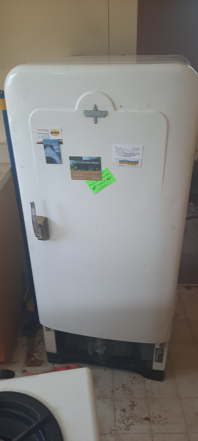 Gas stove, fridge and freezer in Other in Thunder Bay