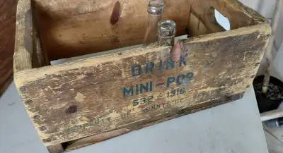 Wood Pop Crate  Mini-Pop /" Little Swinger"  Canadian Co, View more