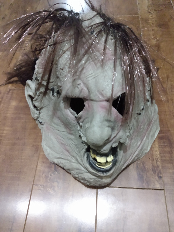 Authentic/Official (Vintage) Leatherface Halloween Mask Costume in Costumes in City of Toronto