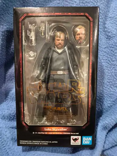 SHFiguarts Luke Skywalker Battle of Crait, Last Jedi, View more