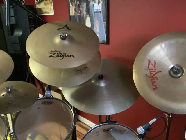 Drums, 11 piece drum kit in Drums & Percussion in Oshawa / Durham Region - Image 11