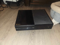 Xbox One + 2 games 