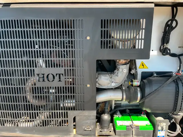 Generac 45 KW / 55 KVA MMG55 Used Tow Behind Diesel Generator in Other in Saskatoon - Image 10
