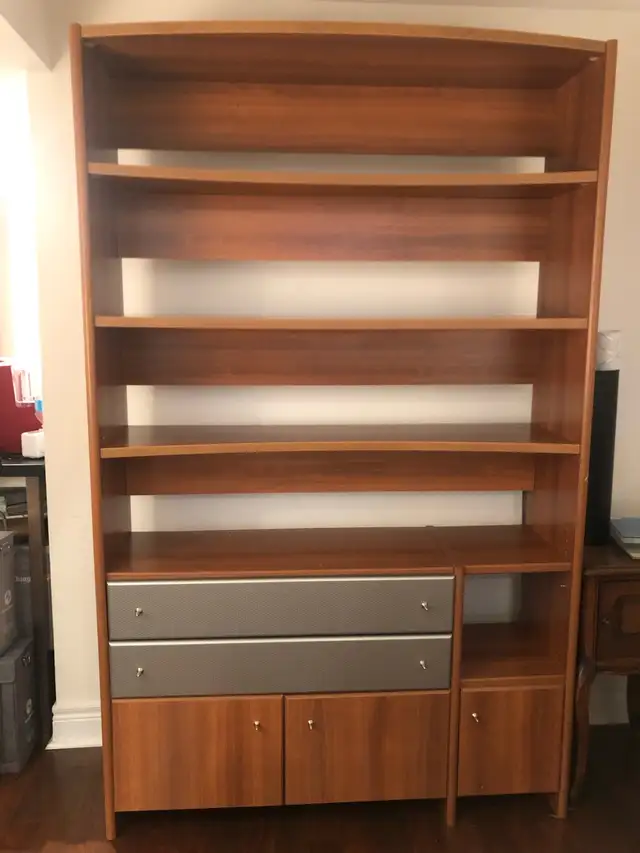 Book Shelf with drawers in Bookcases & Shelving Units in Oakville / Halton Region - Image 4