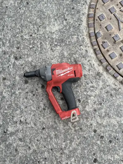 Milwaukee 2660 M18 FUEL 1/4" Blind Rivet Tool w/ ONE-KEY, View more