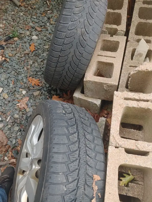 4 Honda rims with tires in Tires & Rims in Dartmouth - Image 5
