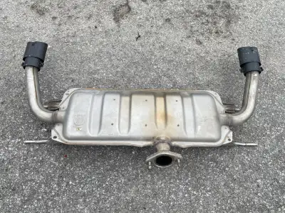 Good condition I can ship if needed