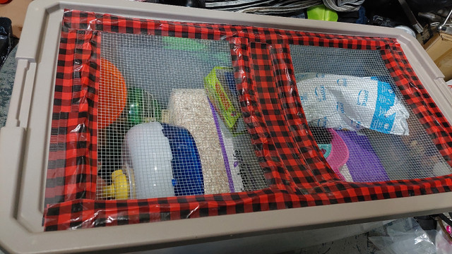 Hamster cage, food, beding, toys etc in Accessories in Kitchener / Waterloo - Image 4