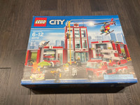 LEGO City Fire Station, 919 pieces, ages 6-12, retired set