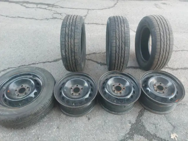 Hankook Optimo H428 - 4x tires (P195/65 R15) + 4x steel rims dans Pneus et jantes  à Ville de Montréal