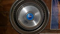 hup caps of 1972 mercury cougar