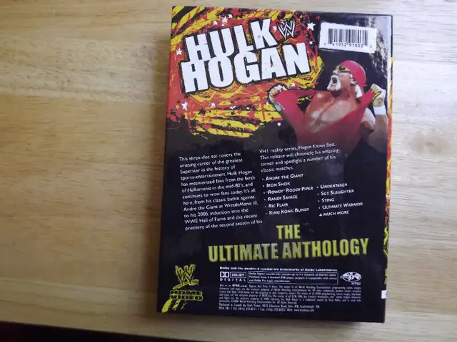 FS: WWE "Hulk Hogan: The Ultimate Anthology" 3 DVD Set in CDs, DVDs & Blu-ray in London - Image 3