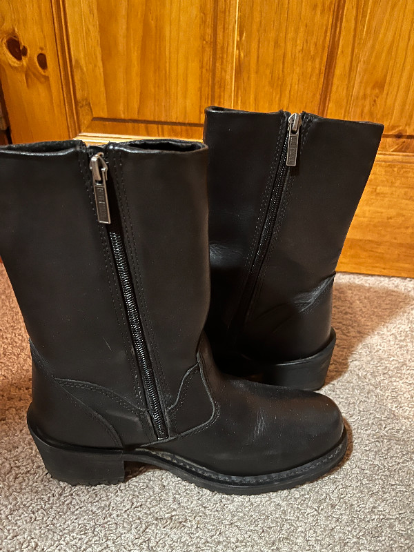 Harley Davidson Black Leather Women's Boots Size 7.5 in Women's - Shoes in Annapolis Valley - Image 2