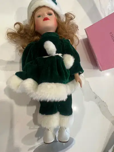 green velvet dress in All Categories in Ontario | Kijiji Marketplaces