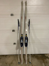 WAXLESS Cross Country Ski Set: Boots are Size  11.5-12.5 men’s