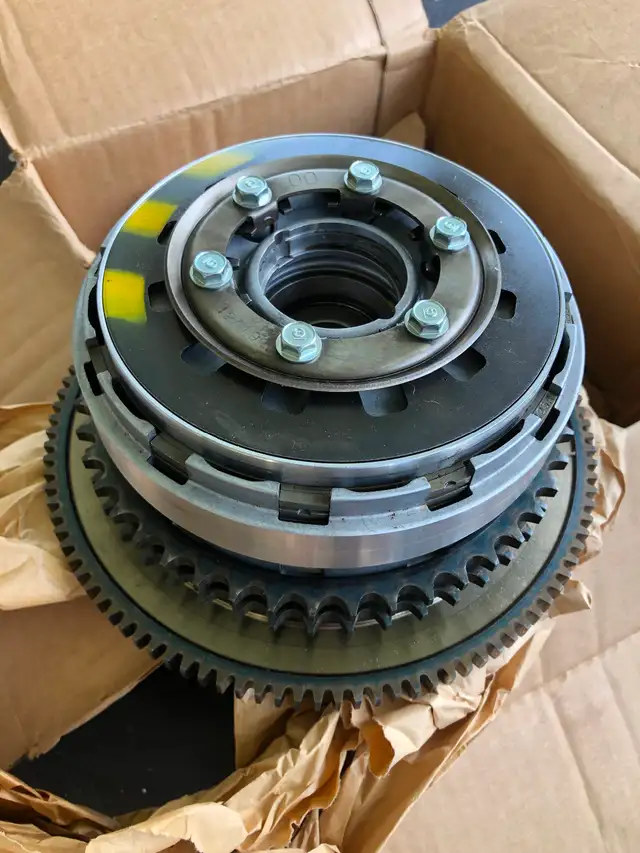 2014 Harley Davidson clutch. in Touring in Gatineau - Image 2