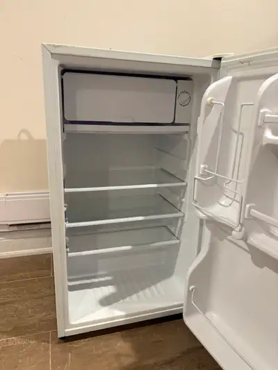 Magic Chef MCBR350WEF 3.5 cu. ft. compact refrigerator., View more