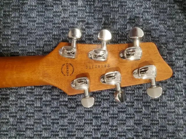 Guitare Godin A6 Ultra acoustique électrique in Guitars in Québec City - Image 6