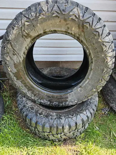 $250 for 2 - 33/12.5R18 Haida M/T w/90% tread $350 for 4 - 33/12.5R18 Nitto Grappler Trail w/40% tre...