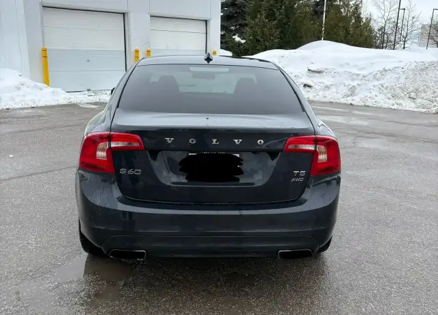 2015 Volvo S60 4Dr Sdn T5 Premier Plus AWD Excellent Condition in Cars & Trucks in Barrie - Image 5