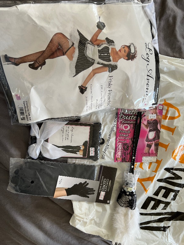 Halloween costume Costumes Red Deer Kijiji