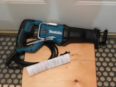 MAKITA RECIPROCATING SAW NEW $80, View more