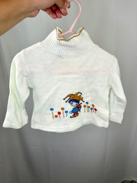 Vintage baby sweater 