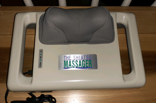 Machine de massage Shiatsu Massager dans Santé et besoins spéciaux  à Laval/Rive Nord