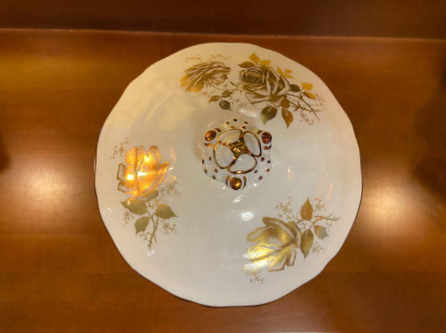 Vintage Hammersley Golden Glory Footed Covered Candy Dish in Arts & Collectibles in Oshawa / Durham Region - Image 3