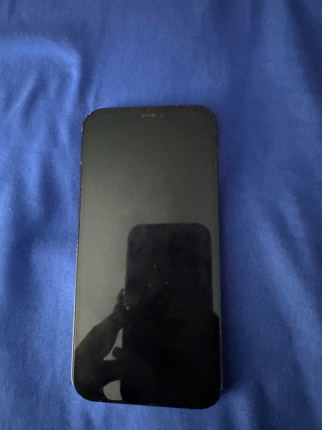 iPhone 12 – 64 Go – Très bon étatPrix : 400 $ (négociable) dans Téléphones cellulaires  à Longueuil/Rive Sud