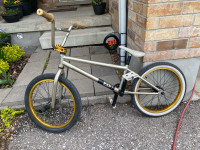 Mirrako Edit BMX Bike 