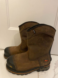 Like new men's Timberland Pro Boondock  work boots size 8.5