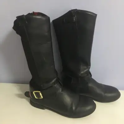 Womens leather winter boots size 3u.s, View more