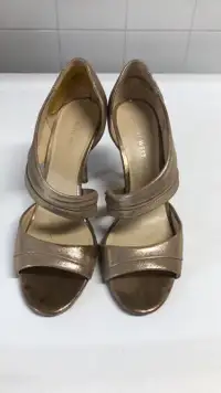 Nine west women’s sparkle shoes size 7 1/2