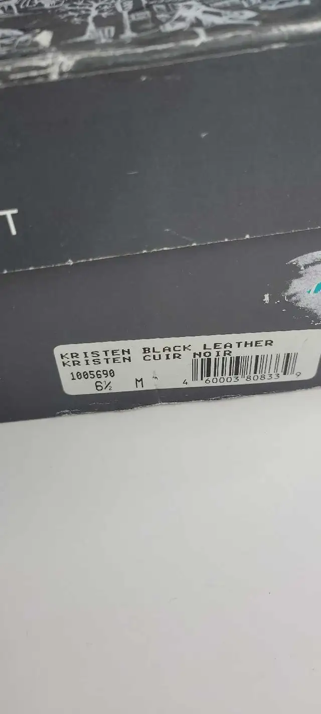 Aqua college black leather women's winter boots  in Women's - Shoes in Oakville / Halton Region - Image 8