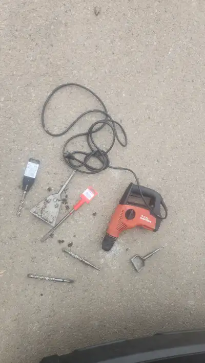 Hilti te 40 avr hammer drill sds-plus 2 bits one chissell 425$, View more