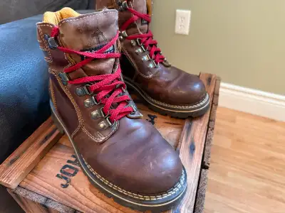 Transit All Terrain Boot. Brown leather uppers, Rugged heel., View more