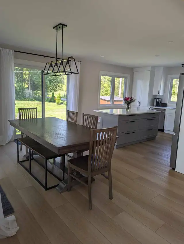 Gorgeous Cottage on Lake Simcoe in Ontario in Canada - Image 9