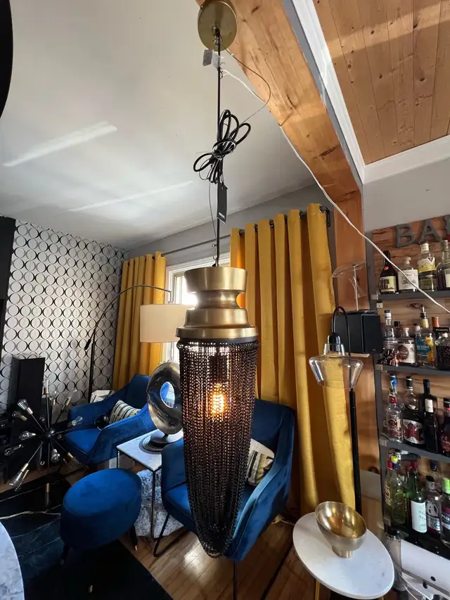 Luminaire Renwil in Indoor Lighting & Fans in City of Montréal - Image 6