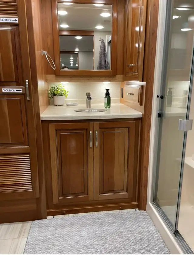 2019 Jayco Embark 39T2 Motorhome - Low Miles in RVs & Motorhomes in Grande Prairie - Image 13