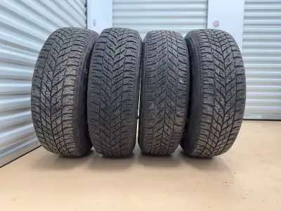 Low Price!! Set of 4 Tires with rims 150$ for all Winter tires Goodyear UltraGrip Size: 235/65 R17 L...