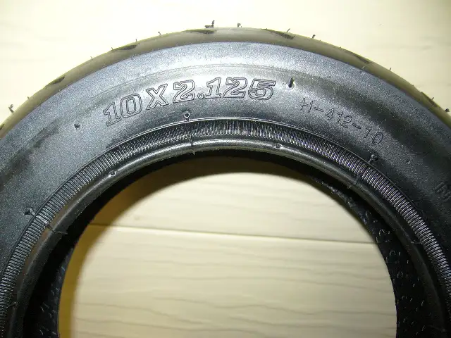 Paire de pneus neuf pour trottinette 10 X 2.125. Homing Bird. in Kids in Longueuil / South Shore - Image 3