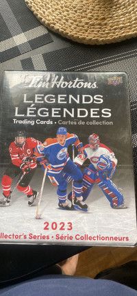 Tim Horton hockey cards