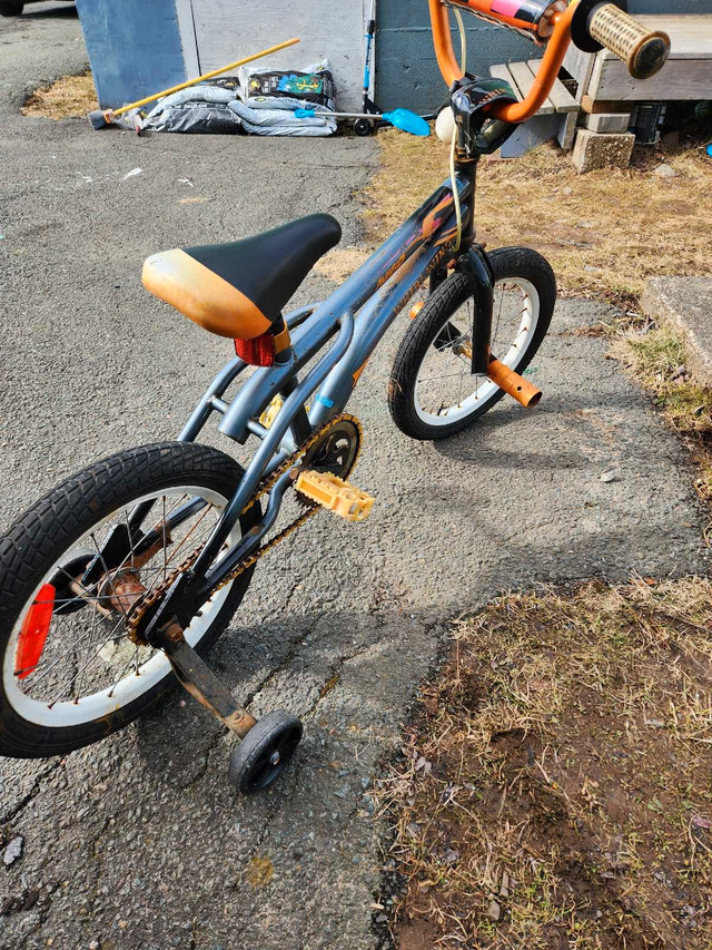 Kid's bike in Kids in Cole Harbour - Image 2