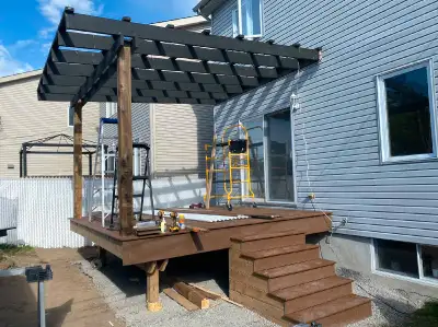 Hommes a tout faire. Handy man, View more