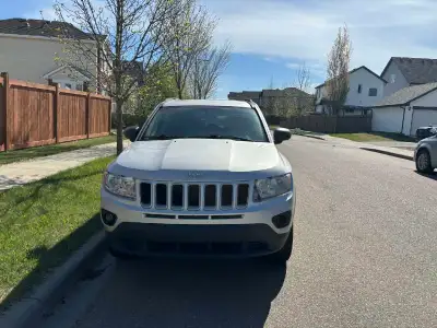 Selling my 2013 JEEP COMPASS 4X4 its a very reliable vehicle runs and drives very smooth no problems...