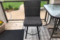 Hi swivel patio chairs