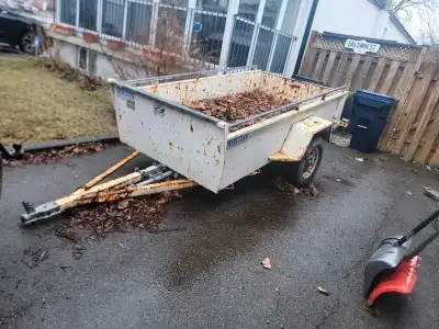 This robust 4x8 trailer features a durable stainless steel floor and has been recently upgraded with...